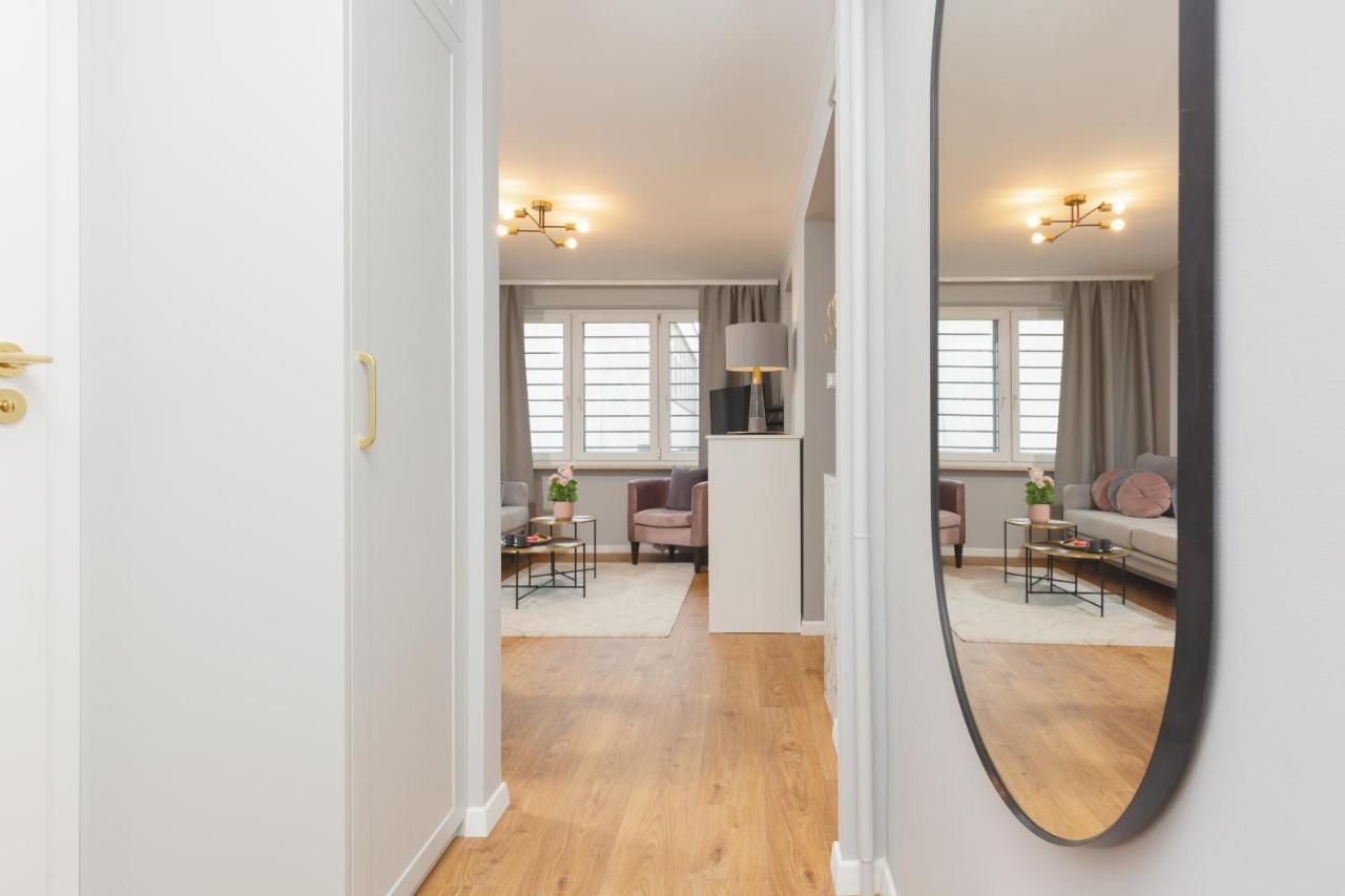 City Center Apartment Near The Vistula By Noclegi Renters Warschau Exterior foto